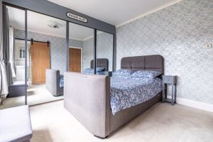 Bedroom- click for photo gallery
